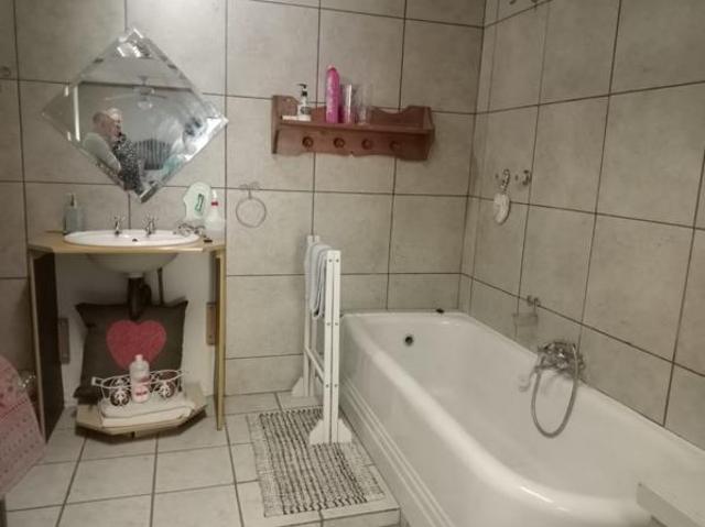 6 Bedroom House in Kuruman