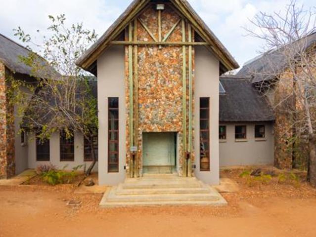 6 Bedroom House in Hoedspruit Wildlife Estate