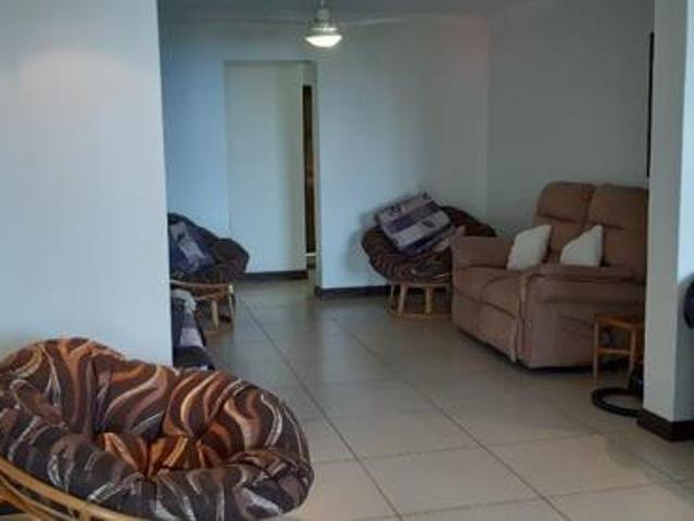 6 Bedroom House in Hibberdene
