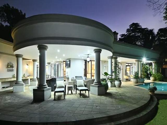 6 Bedroom House in Hyde Park