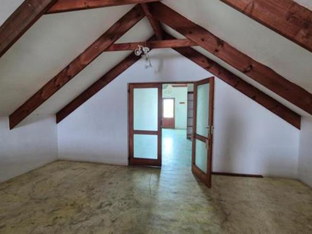 6 Bedroom House in Jacobs Bay