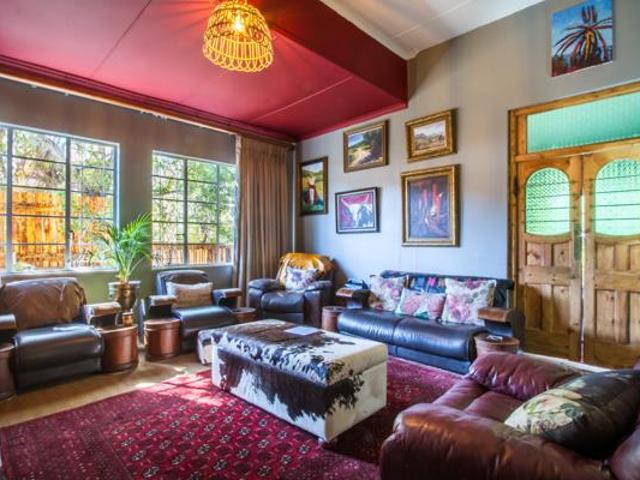6 Bedroom House in Oudtshoorn
