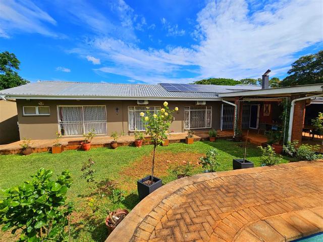 6 Bedroom House in Louis Trichardt