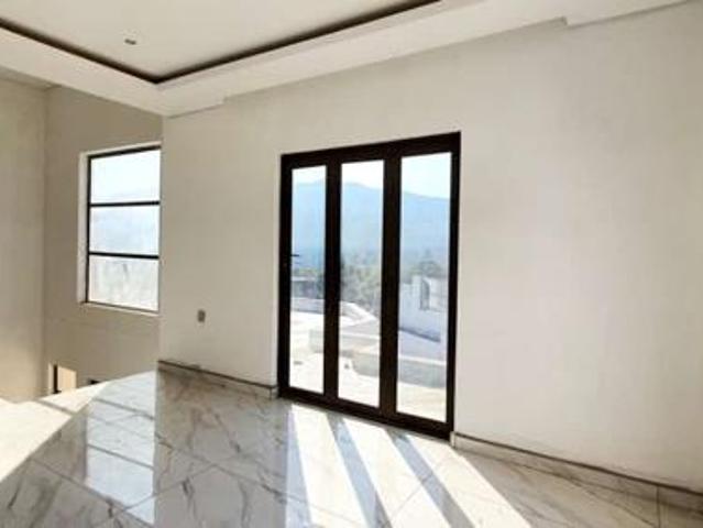 6 Bedroom House in Louis Trichardt