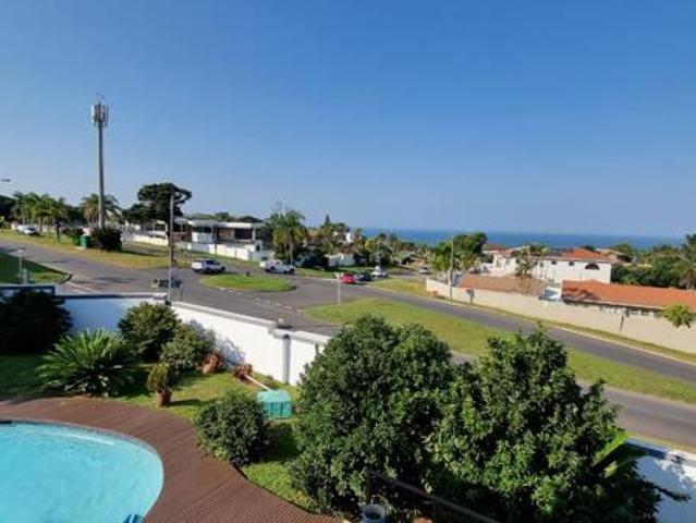 6 Bedroom House in La Lucia