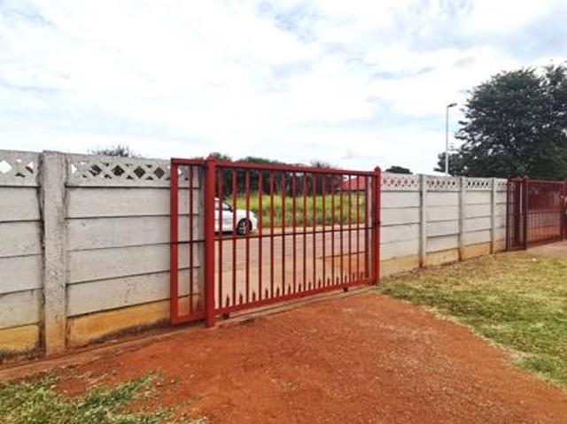 6 Bedroom House in Lephalale Ellisras