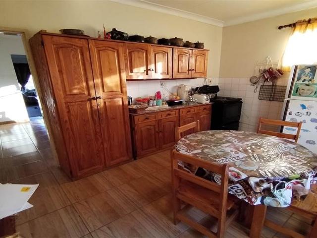 6 Bedroom House in Mountain View