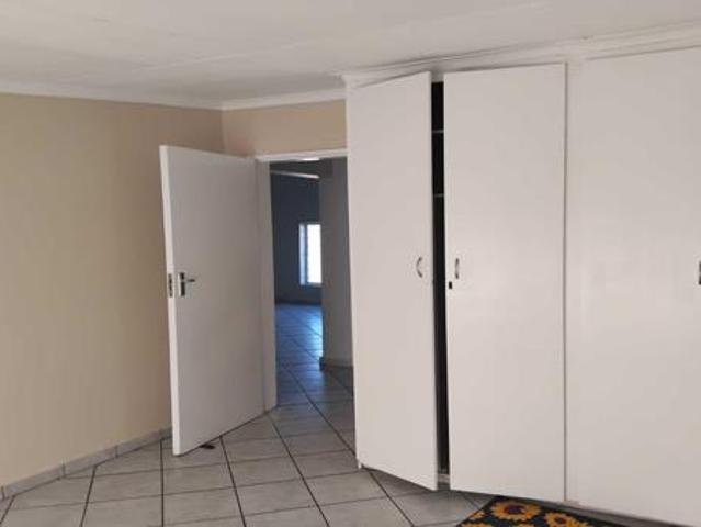 6 Bedroom House in Marble Hall