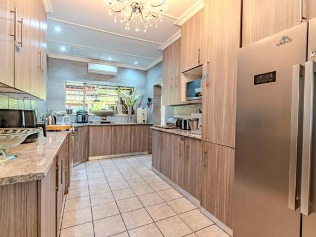 6 Bedroom House in Meyerton Central