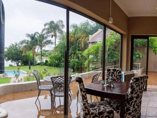 6 Bedroom House in Middelpos