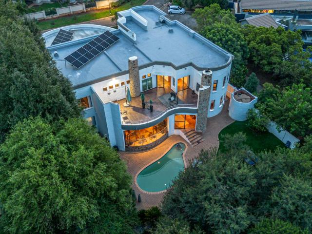 6 Bedroom House in Midstream Estate