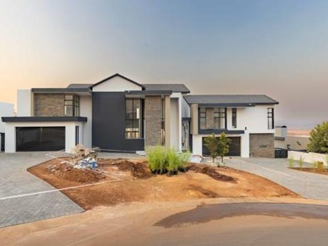 6 Bedroom House in Midstream Heights