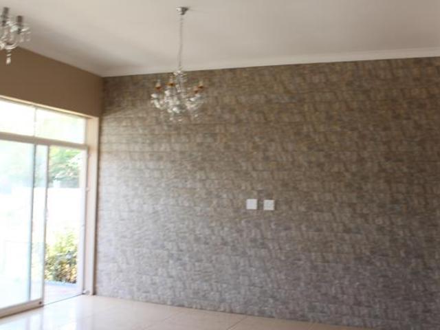 6 Bedroom House in Muckleneuk