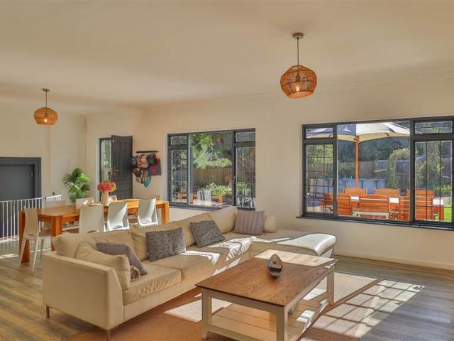 6 Bedroom House in Noordhoek