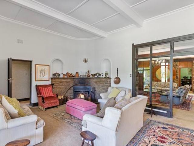 6 Bedroom House in Northdene