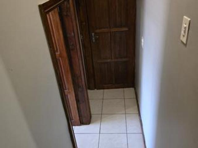 6 Bedroom House in Sonnekuil