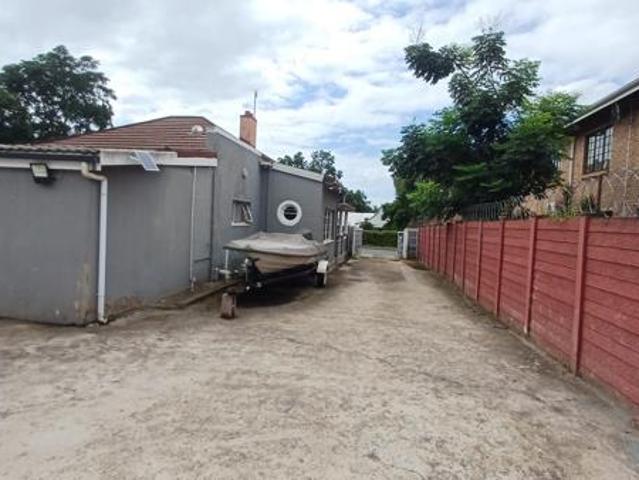 6 Bedroom House in Scottsville