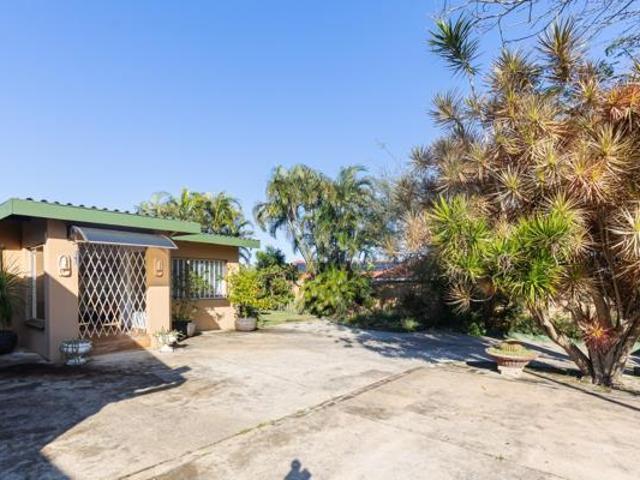 6 Bedroom House in Sea Park