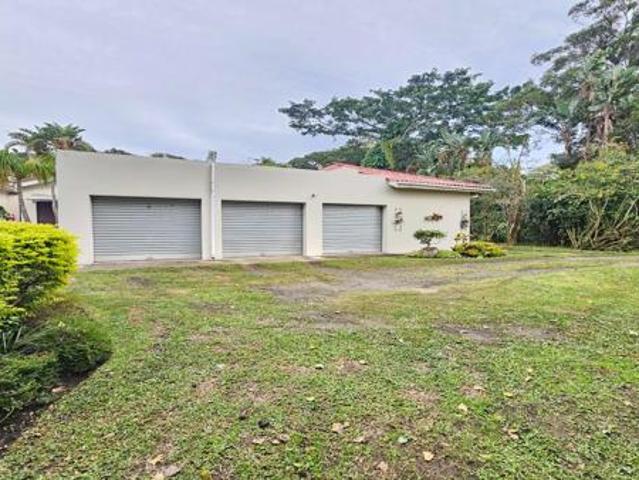 6 Bedroom House in Sea Park