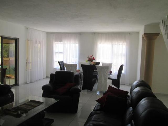 6 Bedroom House in Seasons Lifestyle Estate