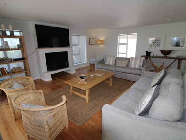 6 Bedroom House in St Francis Bay Canals