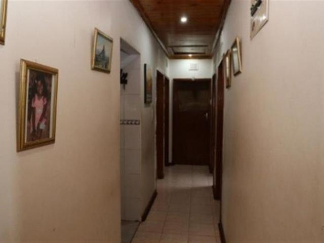 6 Bedroom House in Stanger Heights