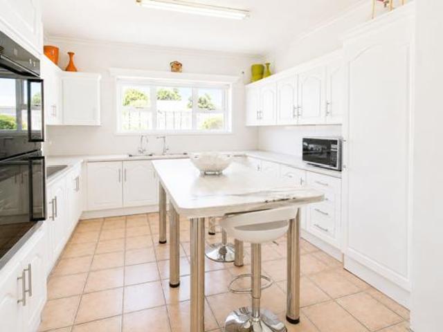 6 Bedroom House in Struisbaai