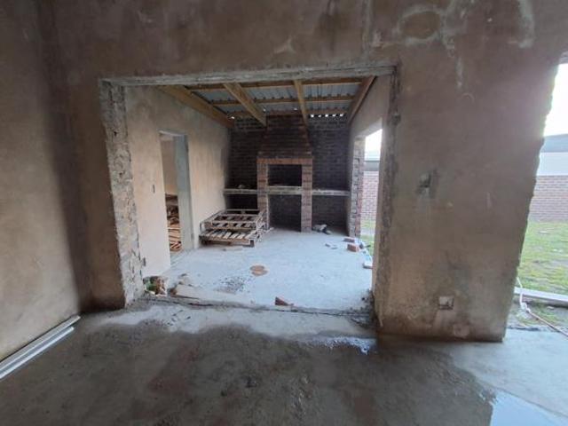 6 Bedroom House in Sunrise on Sea