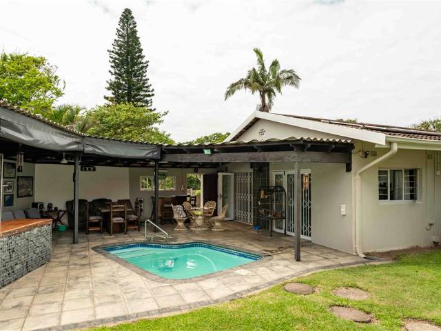 6 Bedroom House in Pennington