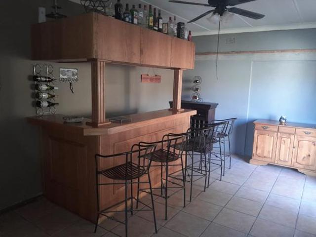 6 Bedroom House in Piet Retief