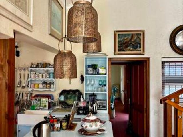 6 Bedroom House in Plettenberg Bay Central