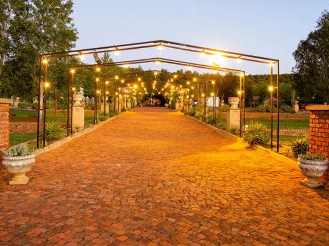 6 Bedroom House in Quaggafontein SH