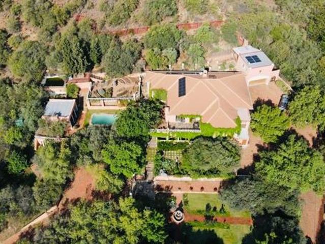 6 Bedroom House in Quaggafontein SH