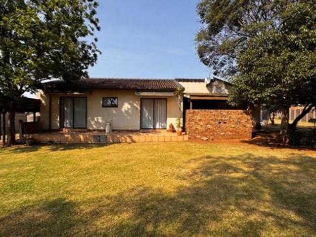 6 Bedroom House in Reyno Ridge