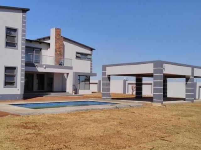 6 Bedroom House in Riversdale