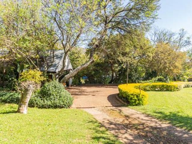6 Bedroom House in Ruimsig