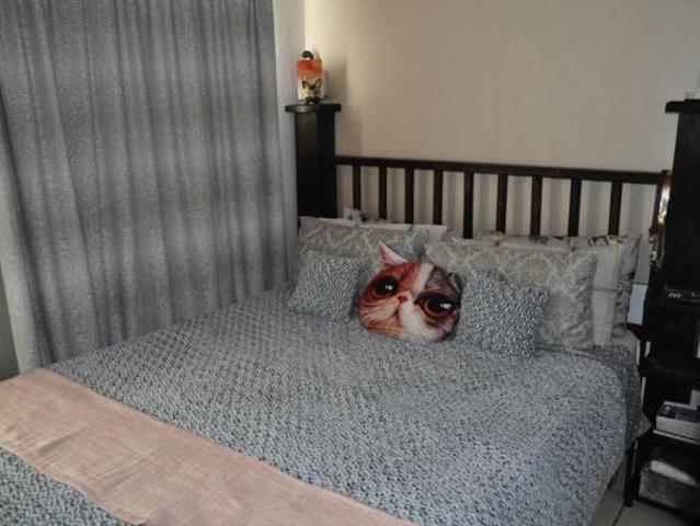 6 Bedroom House in Wavecrest