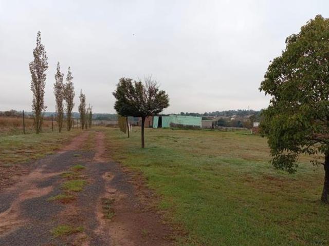 6 Bedroom House in Witbank Central