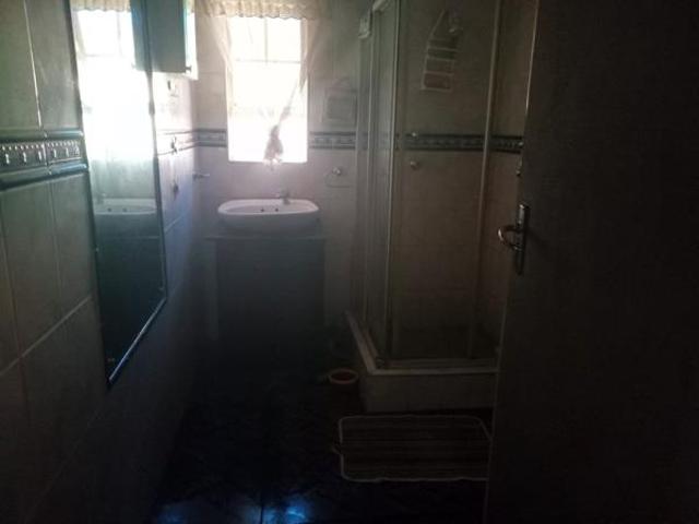 6 Bedroom House in Witbank Central
