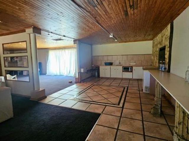 6 Bedroom House in Windsorton