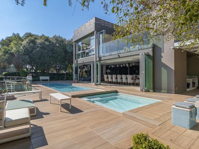 6 Bedroom House in The Islands Estate