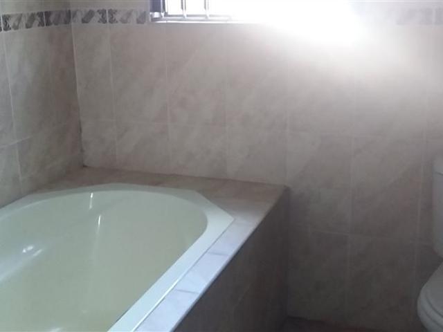 6 Bedroom House in Thohoyandou