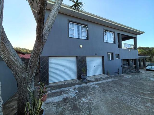 6 Bedroom House in Umtentweni