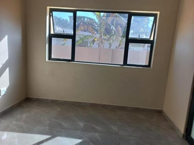 6 Bedroom House in Uvongo Beach