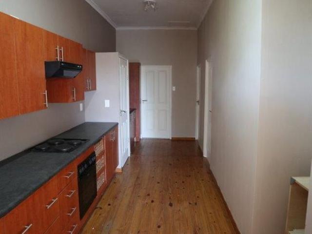 6 Bedroom House in Vanes Estate