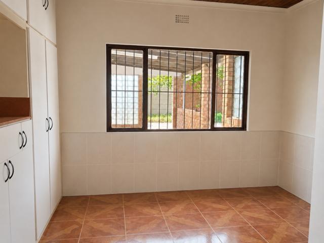 6 Bedroom House in Veld En Vlei