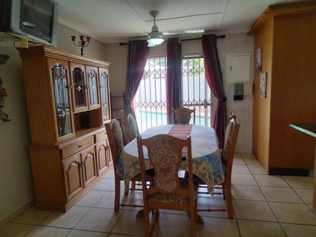 6 Bedroom House in Veld En Vlei