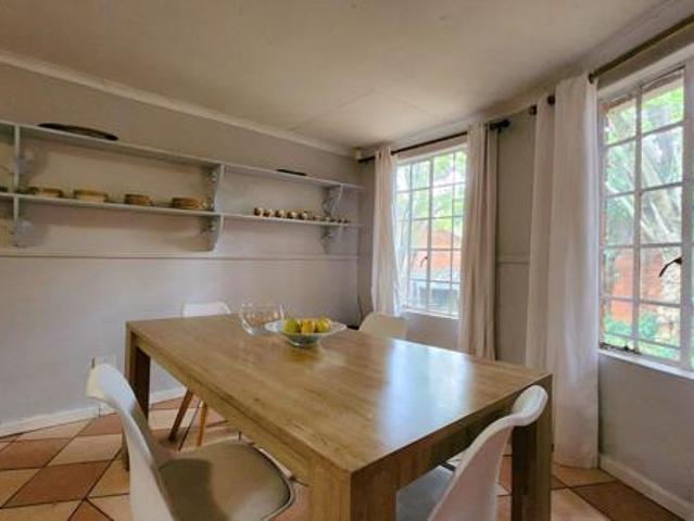 6 Bedroom House in Zwartkop