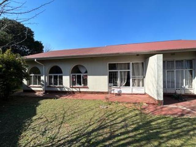 6 bedroom house on the market in van.