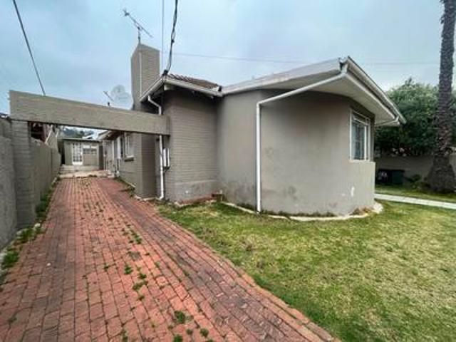 6 bedroom house on the market in joh.